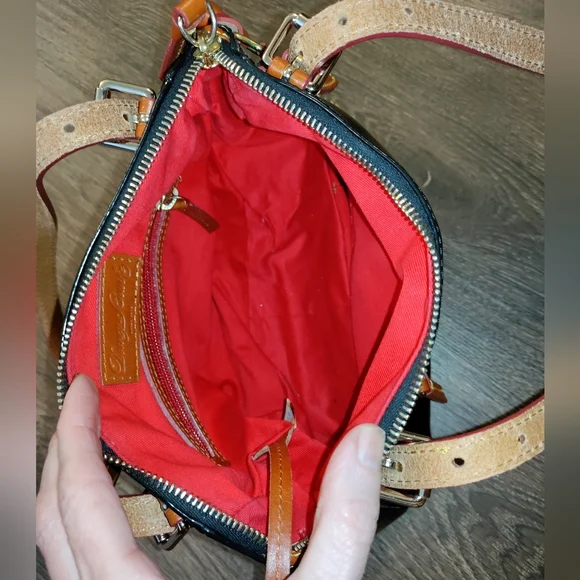 Doney and Bourke Small Shoulder Purse Black - Picture 4 of 10